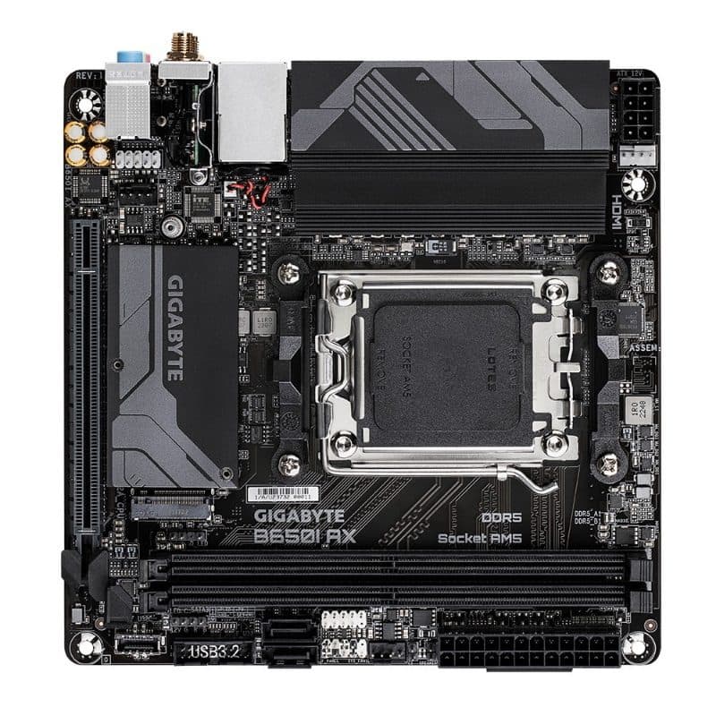 Scheda madre AMD B650 socket AM5 Mini ITX - Gigabyte B650I AX