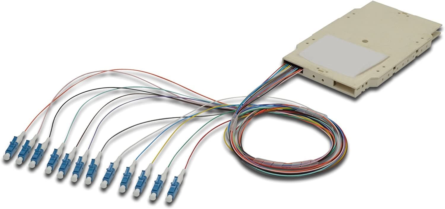 Cassetta di Giunzione Attrezzata con 12 Pigtail Fibra Monomodale OS2 LC 9/125 2m - OEM ILWL PG-LC-OS2-SPC